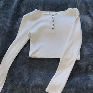Cream long sleeve crop top
